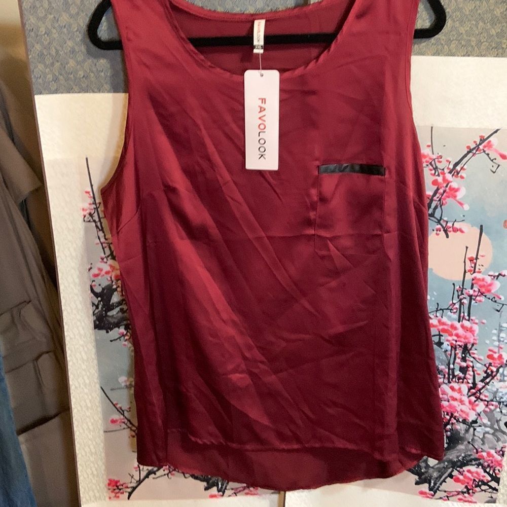 FavoLook top 2XL maroon wear alone or under jacket dressy or casual